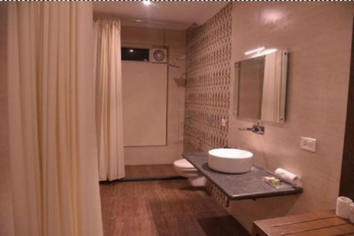 Hotel Krishna Palace Ayodhya ภายนอก รูปภาพ
